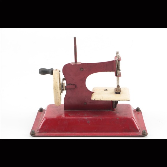 Antique toy sewing machine - Picture 1 of 4